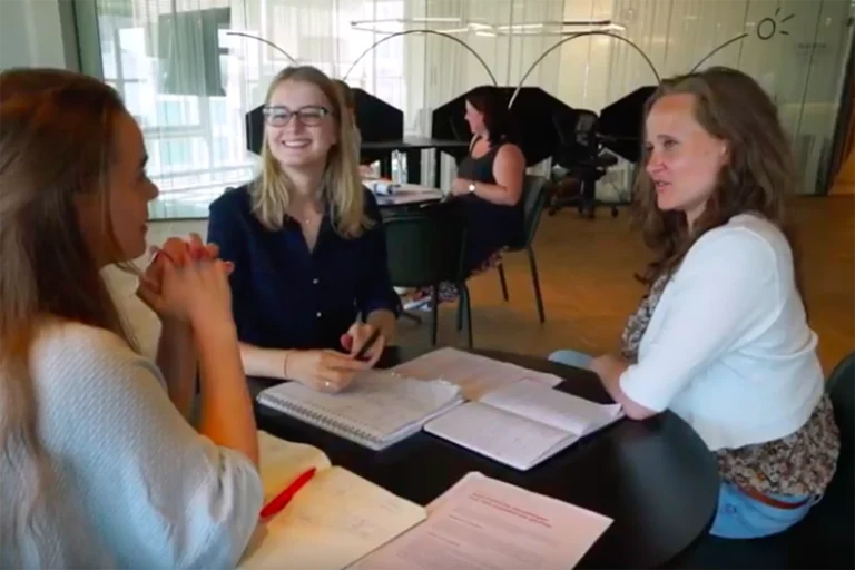 Intervisie methode in actie: samen reflecteren, leren en groeien binnen CGT.